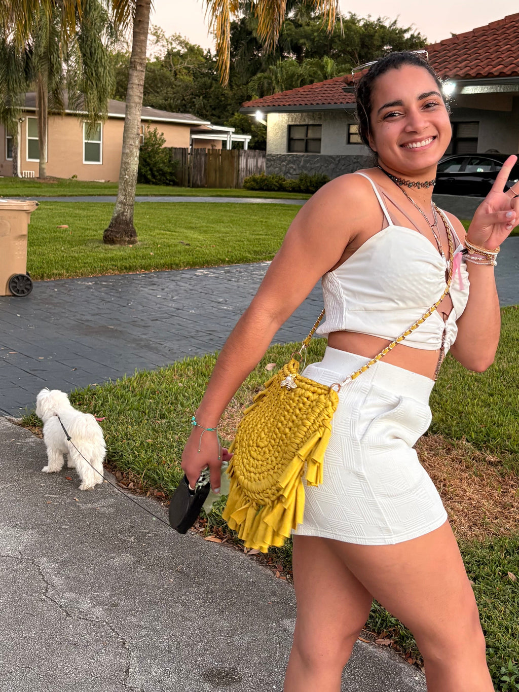 🦋 Golden Hour Boho Crochet Bag - Mustard Fringe Crossbody with Butterfly Charm | Bolsa Boho Dorada