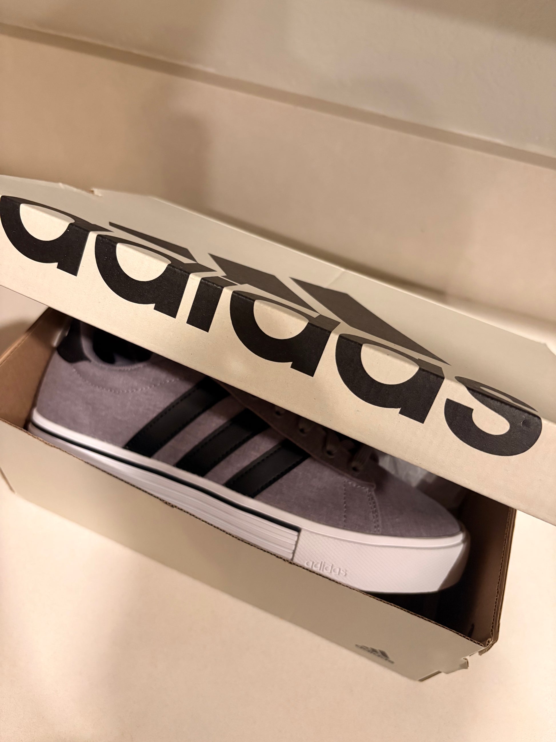 👟 Pre-Owned Adidas Skateboarding Sneakers - Grey/Black Size 9M/10W | Sustainable Thrift Find