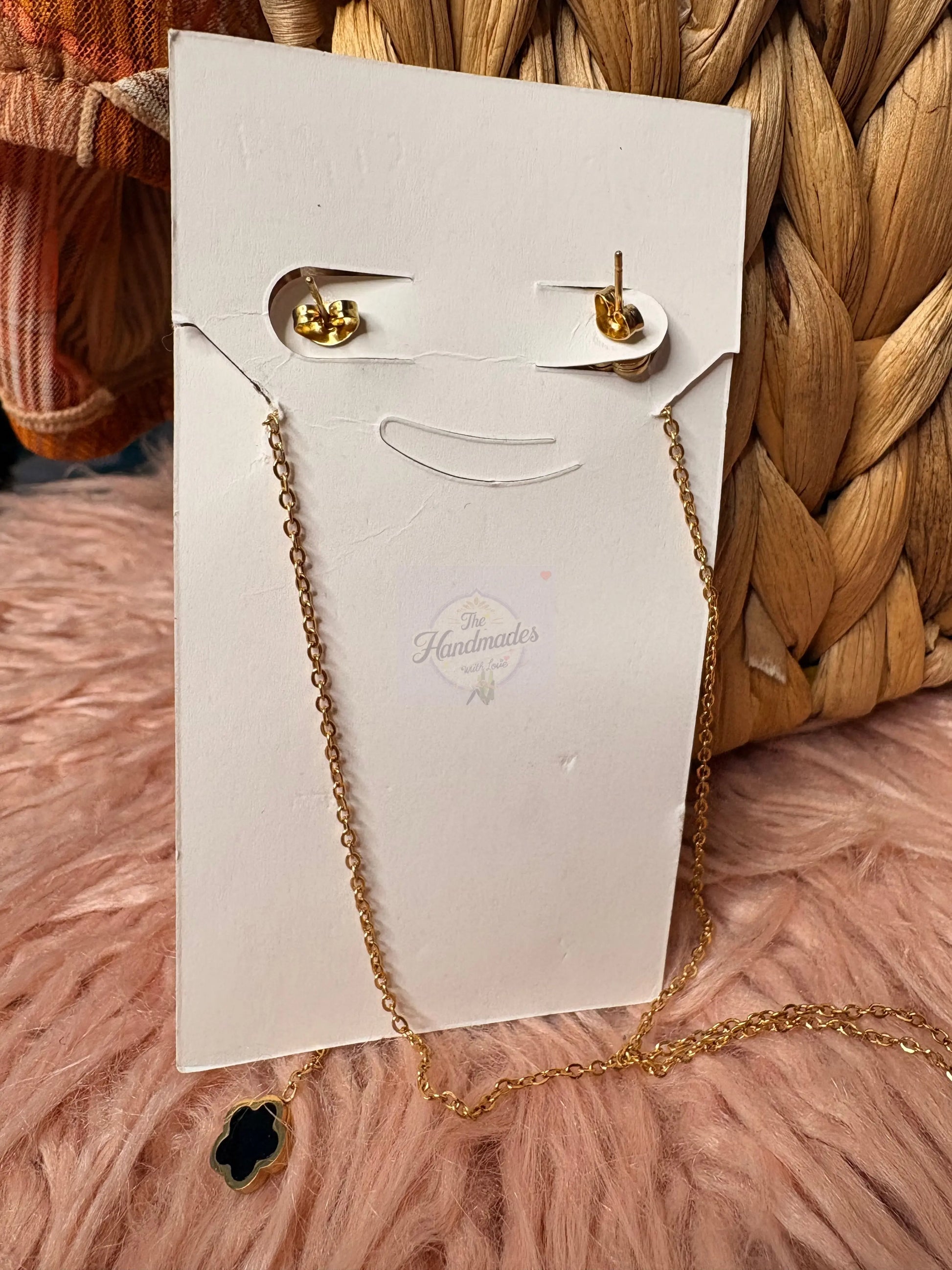 Lucky Clover Jewelry Set - Gold Stainless Steel Necklace & Earrings