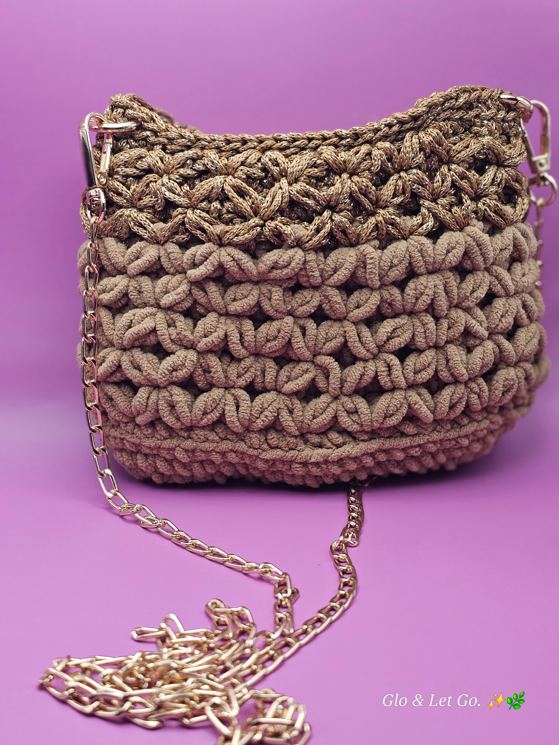 Jenna's Cross Body HandMade Purse ♡ .